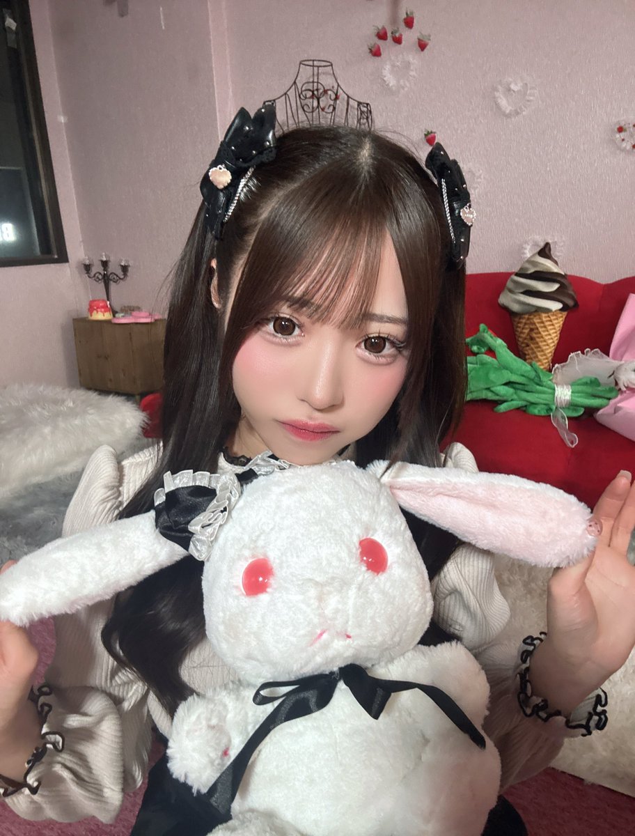 PtA_rin's tweet photo. おはよう起きてるー？o̴̶̷ ̫ o̴̶̷̥᷅ https://t.co/kw4PNf5slX