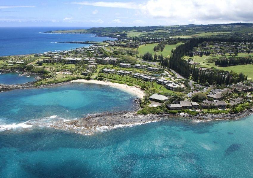 Here are some practical travel updates with seasonal inspiration, covering storm recovery, a few temporary park closures, Easter and concert events, fresh Maui blog features, and April lodging picks for visitors planning a spring trip. 
mauiaccommodations.optin.com/newsletter/awl…