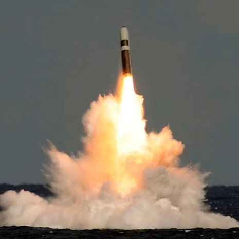 ModernNavy's tweet image. Breaking - Royal Navy Captain of one of the UK’s nuclear-armed submarines has stepped back from his role this week after being investigated over his relationship with Joani Reid, a #Labour MP whose husband arrested as #China spy @FT @ModernNavy @DefenceHQ

archive.is/2026.03.31-232…