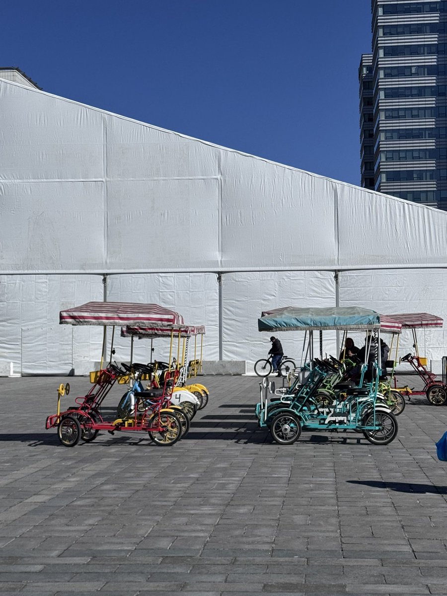 Хуульч Батхүү tweet media