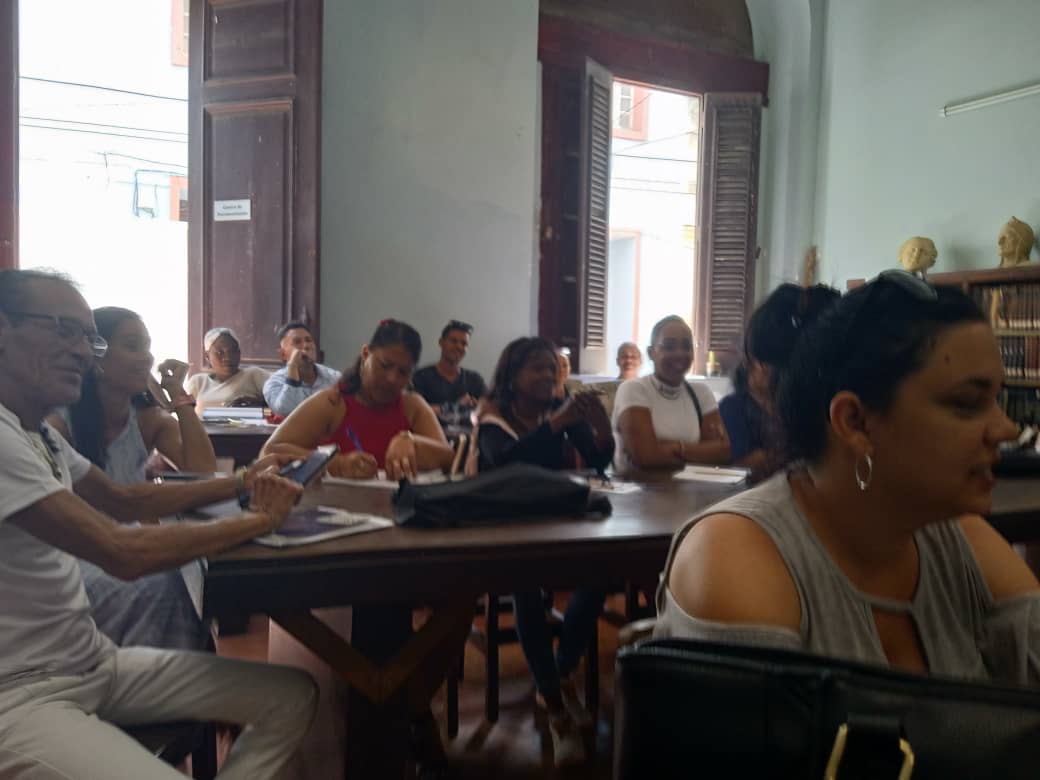 Se realiza postgrado de Dirección para los directores noveles de diferentes instituciones educativas, el cual cumplió con el objetivo deseado de preparar a los cuadros en estilos de Dirección.
 #GobMtz #CubaMined #MatancerosEnVictoria #dgmemtz
