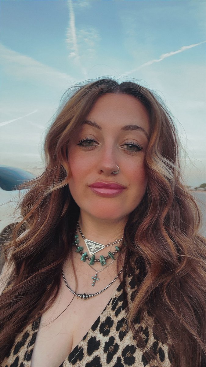 🅂🄷🄴🄻🄱🅈🏁🍒🎱❤️‍🔥 tweet media