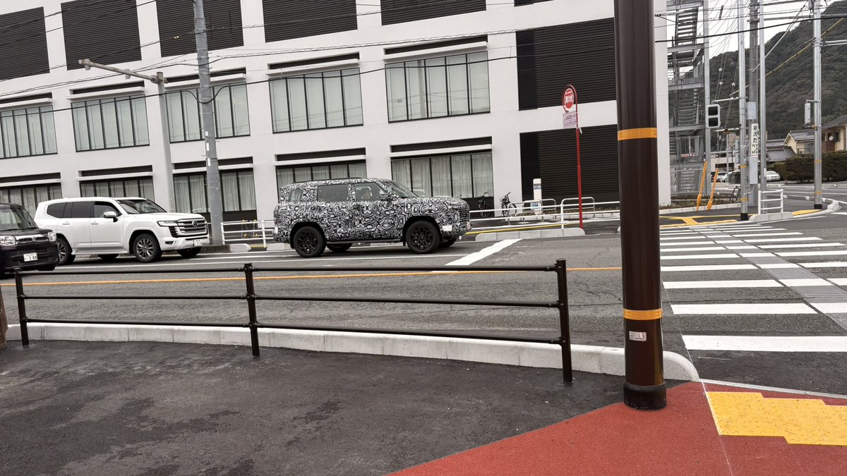 Driver_1e0's tweet photo. こ…これは、、？？？ https://t.co/ycqCQN5xGi