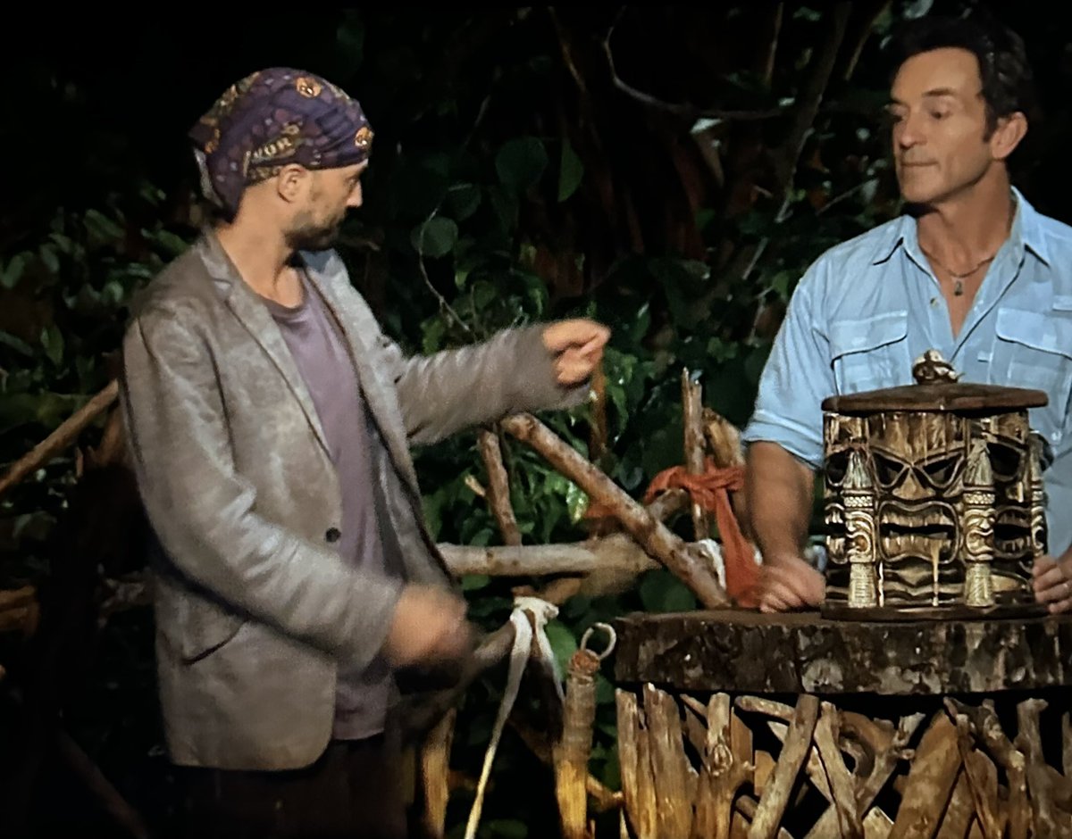 charlie 🏝️ tweet media