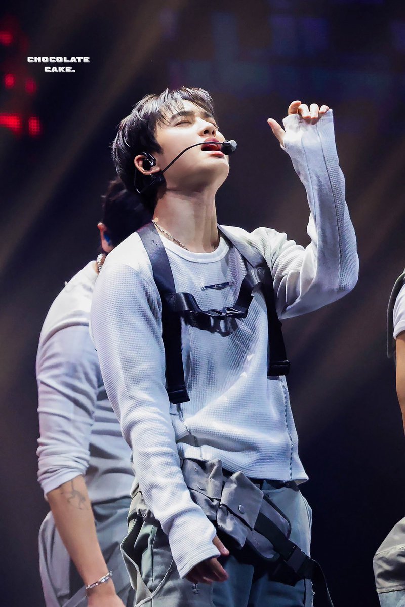 𝘾𝙝𝙤𝙘𝙤𝙡𝙖𝙩𝙚 𝙘𝙖𝙠𝙚. tweet media