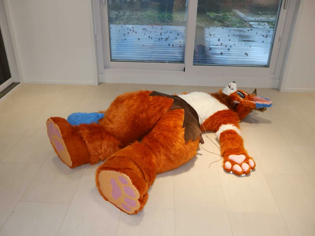 █̅͆̌͋̚█̽̏̽͑͗인간 tweet media