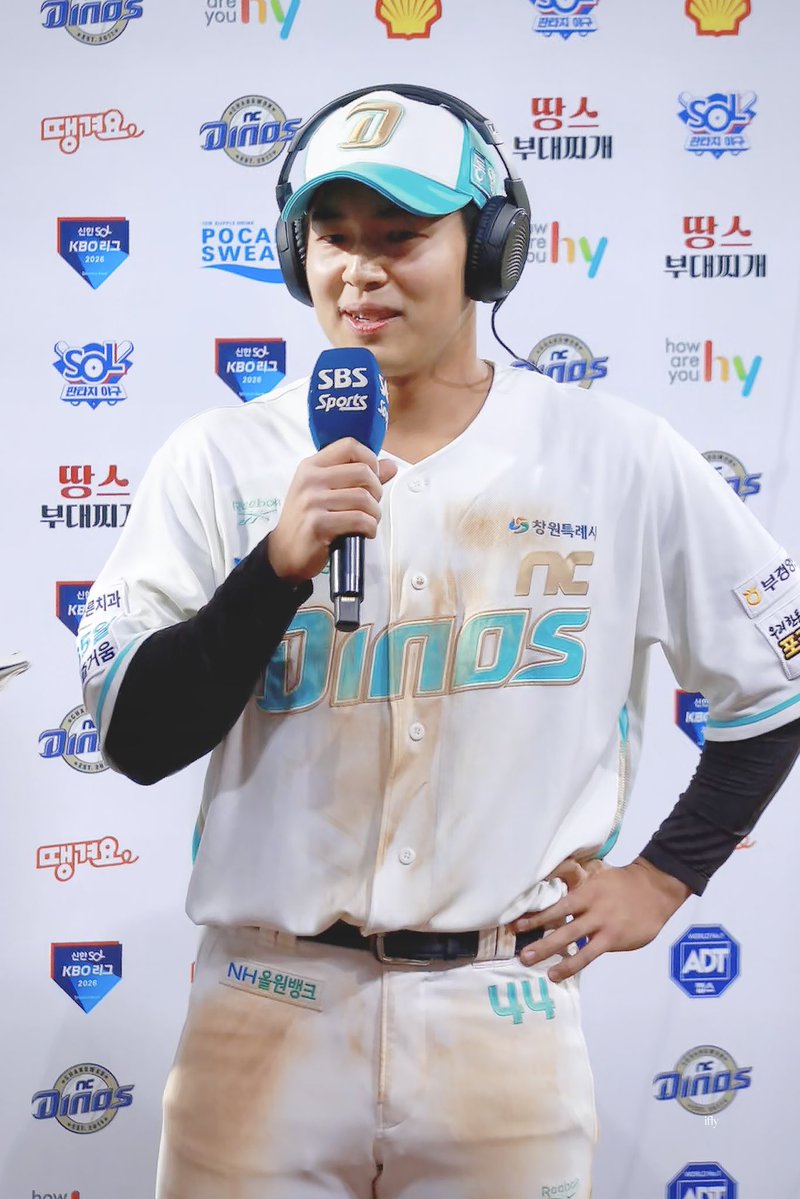 𝗂𝖿𝗅𝗒 tweet media