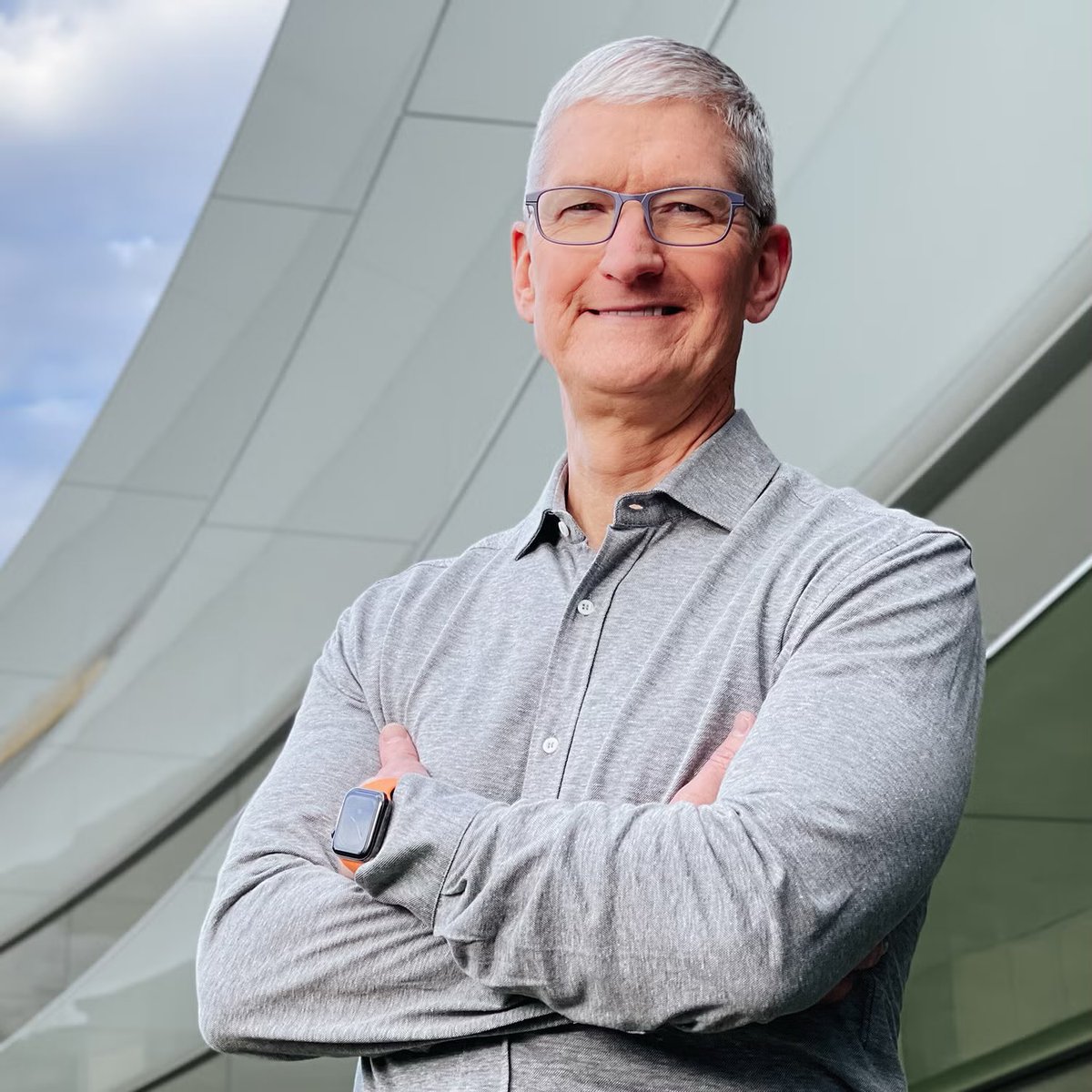 Shehhaa's tweet photo. Unpopular opinion: Apple’s 50th anniversary won’t feel complete without Steve Wozniak alongside the tribute to Steve Jobs. Please make it happen, Apple. Happy anniversary to the company that means so much to my life. Thanks Tim. Thanks to both Steves.
#Apple50 https://t.co/ZDIXEw8ATp
