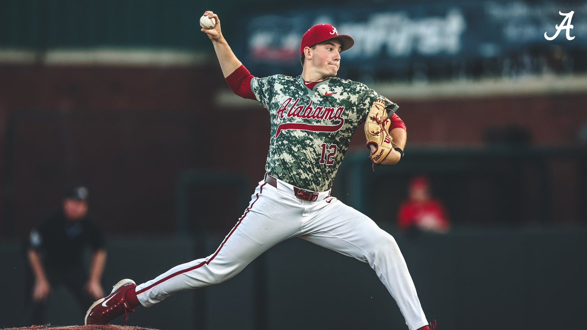 AlabamaBSB's tweet photo. Couldn't ask for more. The final line for JT:

3.0 IP / 1 H / 0 ER / 0 BB / 2 K

@jtblackwood12 I #RollTide https://t.co/iDdxmzkFyu