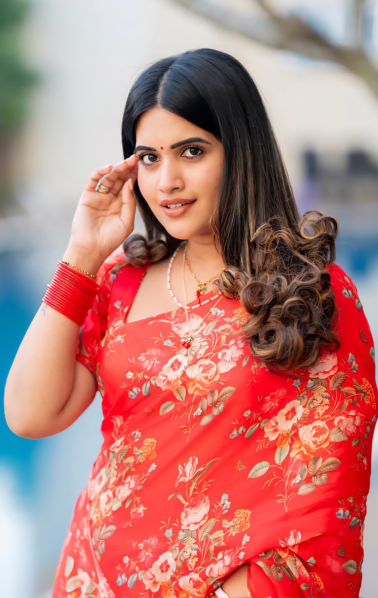 RED BEAUTIES (लाल परी) tweet media