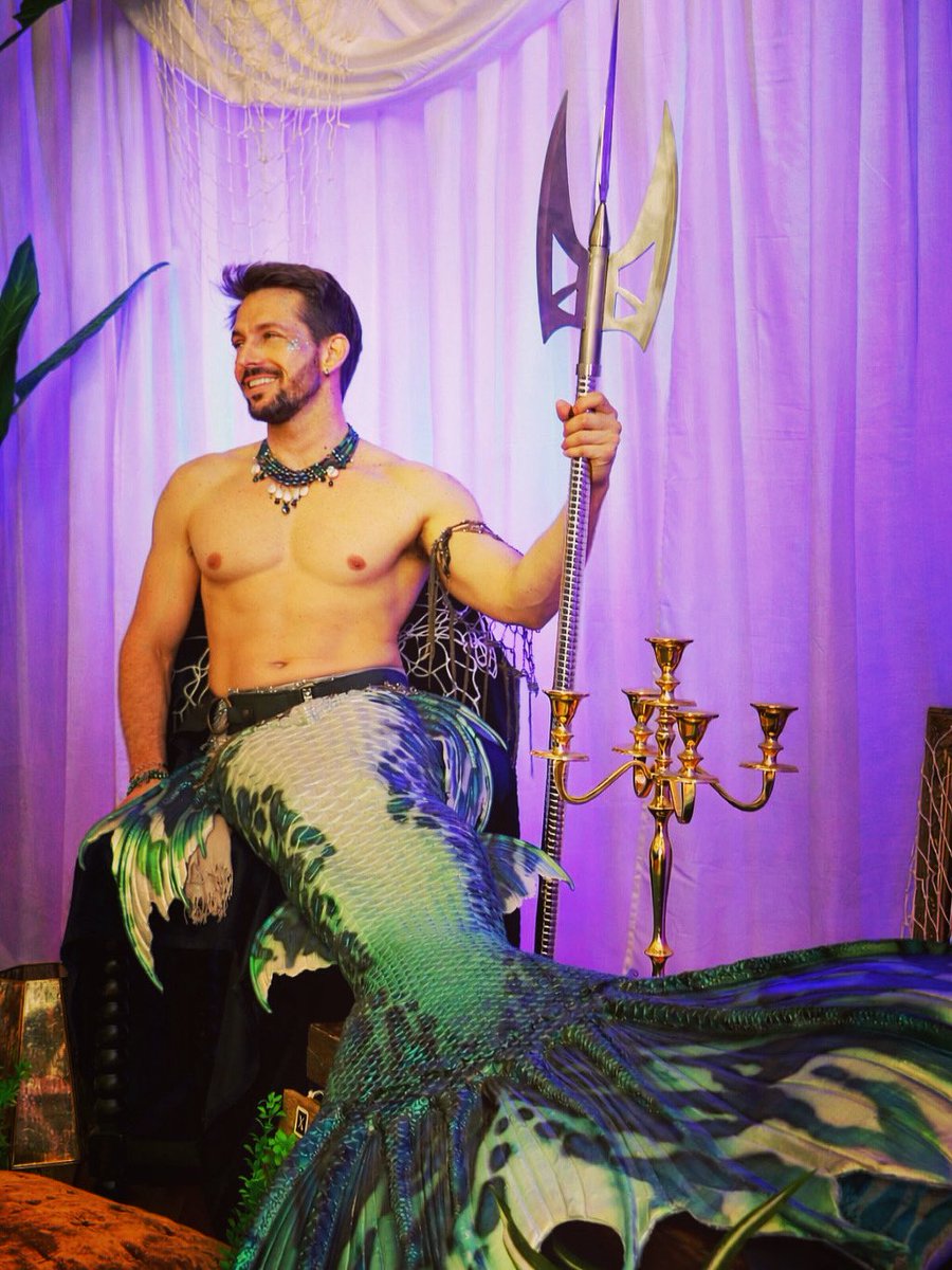 MermanThommy tweet media