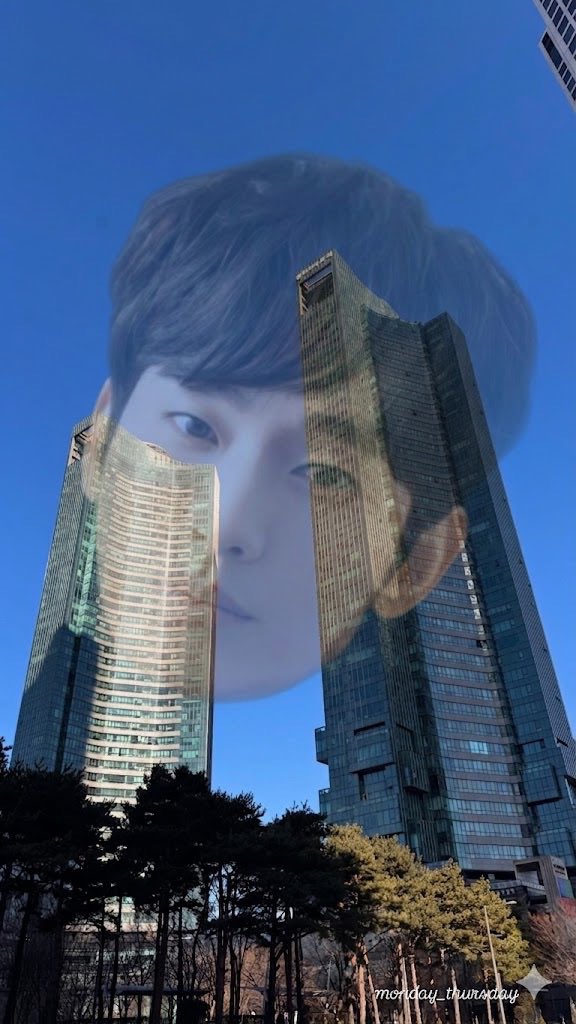 monday_thursday tweet media