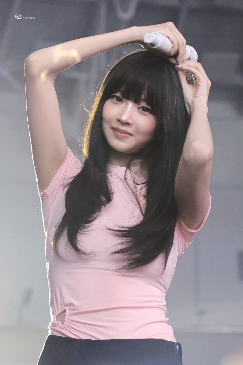 𝐑𝐁 tweet media