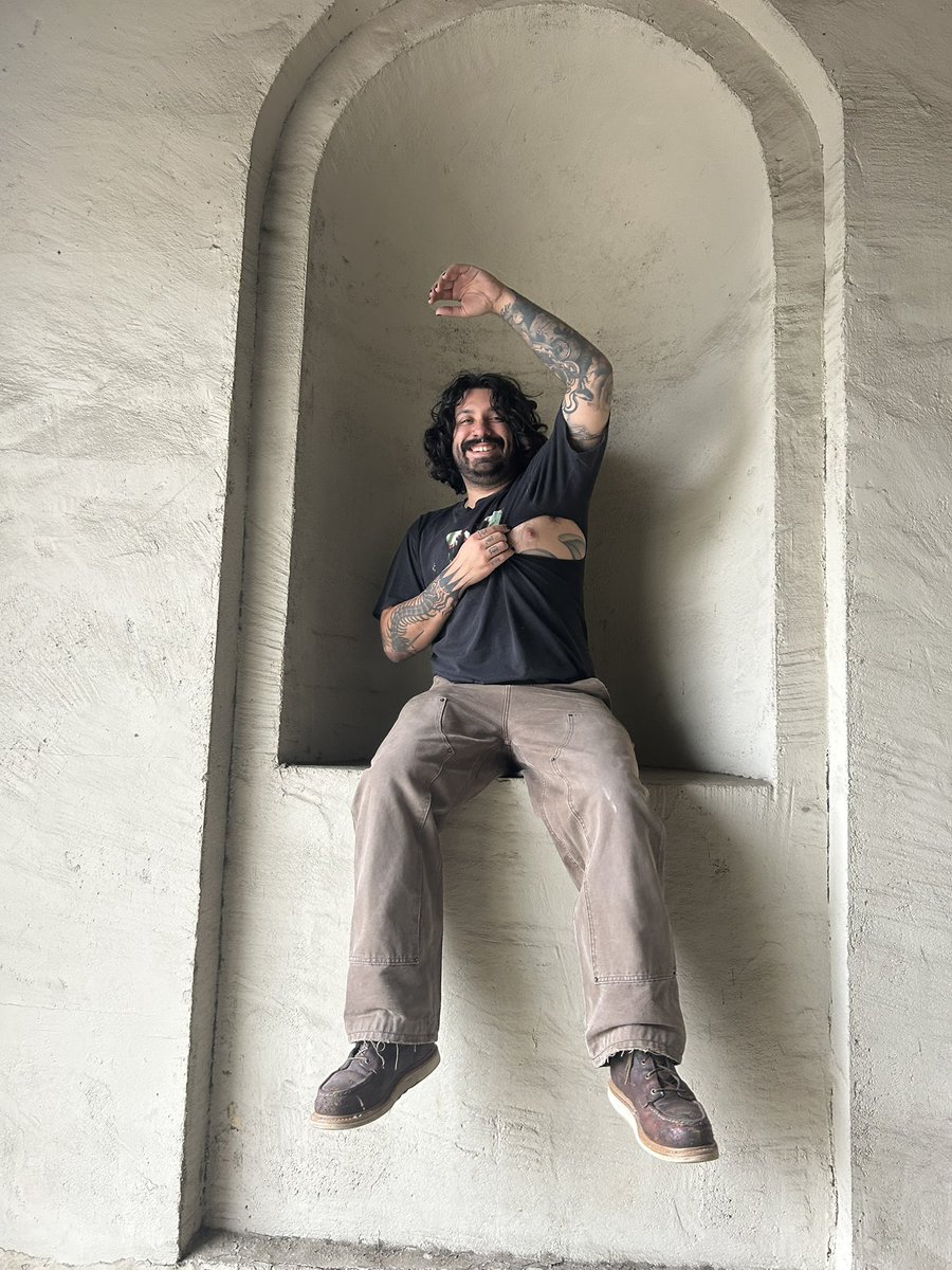 Idle Hands tweet media