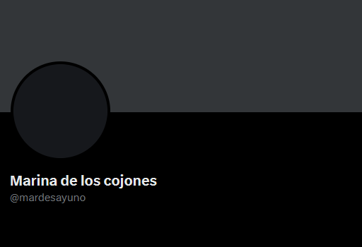 Dani, Queen of Tops tweet media