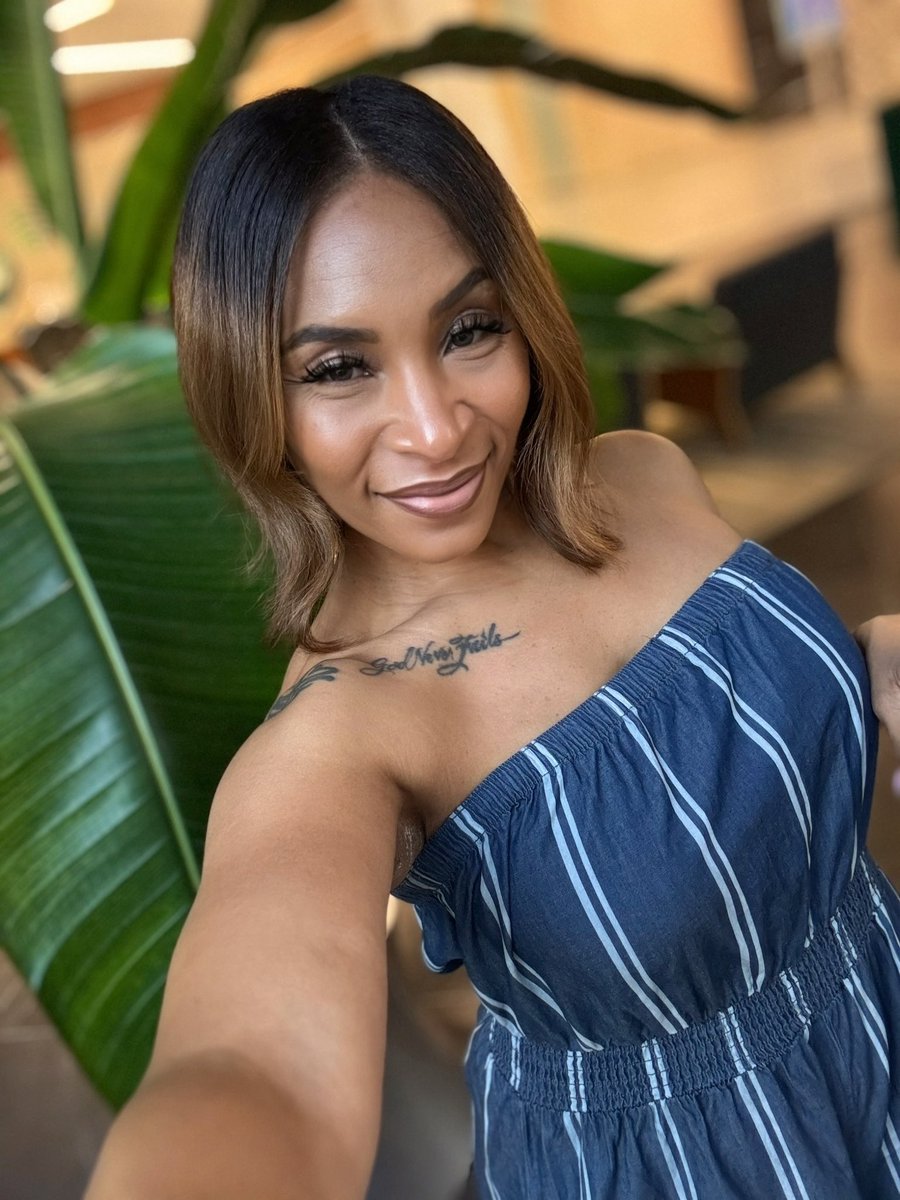 Nikki Jackson 💋 tweet media