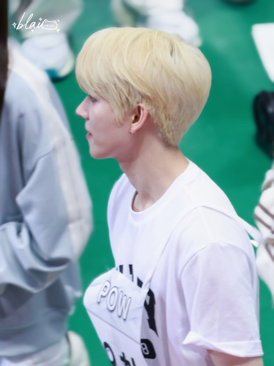 blautaehyun's tweet image. 250826｜HappyAprilFoolDay
#HappyAprilFoolDay #파우 #GRID #POW #YORCH #요치