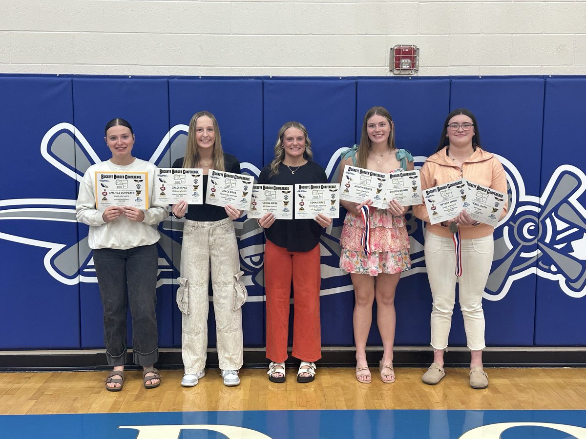 EdonWBB's tweet photo. BBC Awards
Amanda Schwartz - BBC Scholar Athlete
Grace Ripke - BBC Scholar Athlete and BBC HM 
Genna Ripke - BBC Scholar Athlete and BBC HM
Adison Briner - BBC Scholar Athlete and 1st Team BBC
Nevaeh Smith - BBC Scholar Athlete and 1st Team BBC https://t.co/Ylx0mhu7A0