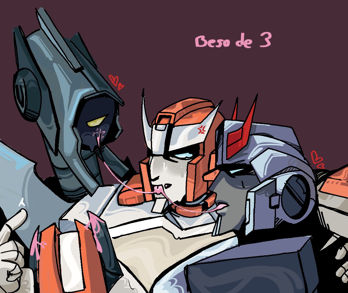 nikto_kovak's tweet photo. Have you ever seen Whirl, Ratchet, and Prowl kissing?

JAJAJA  #transformers #idw https://t.co/TPieKL6ac2