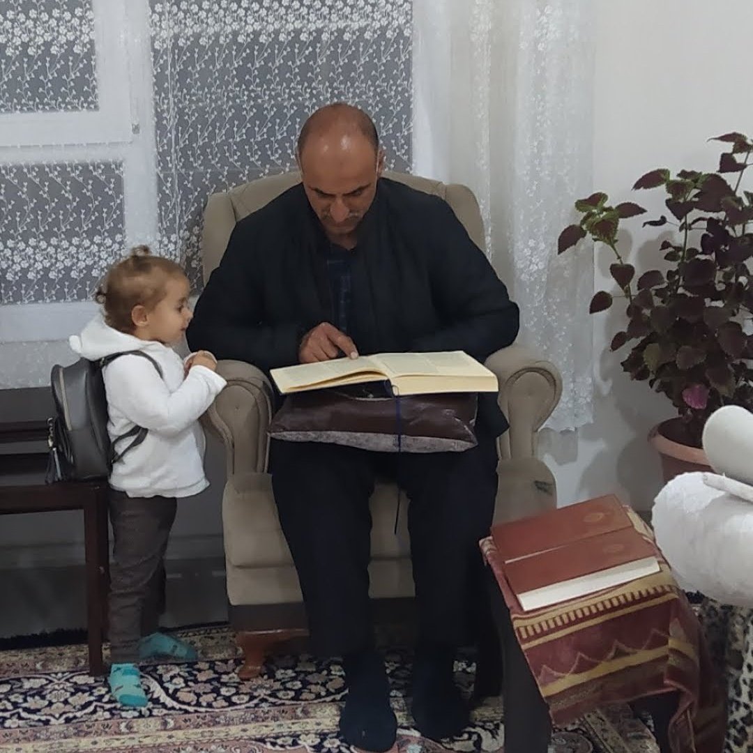 halitgulice42's tweet photo. Bize Gecmişten geleceğ yol gösteren bir lider var oda hz peygamber efendimiz 🌹s🌹a🌹 v🌹O'na selat ü selam olsun📔🇹🇷✍️🤲 https://t.co/5mY6OrQqdG