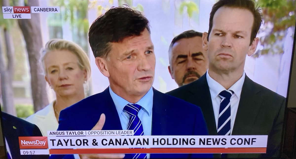 Ray Martin tweet media