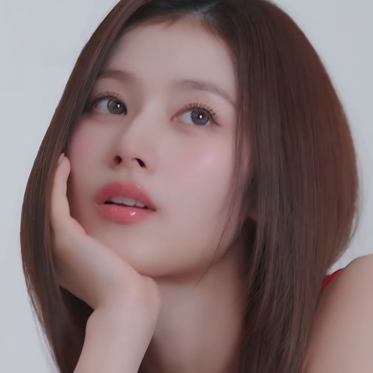 Twice Fashion Data tweet media