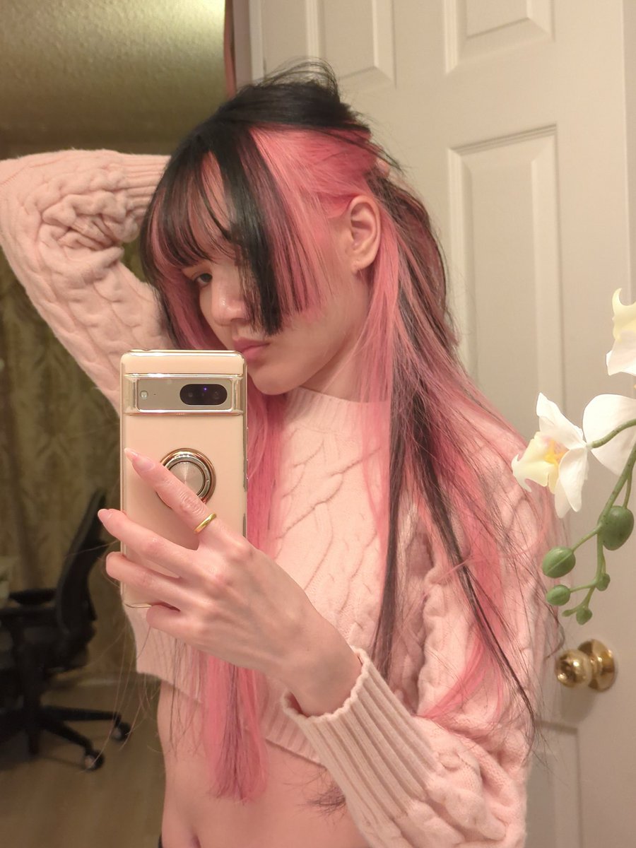 diana🩷 tweet media