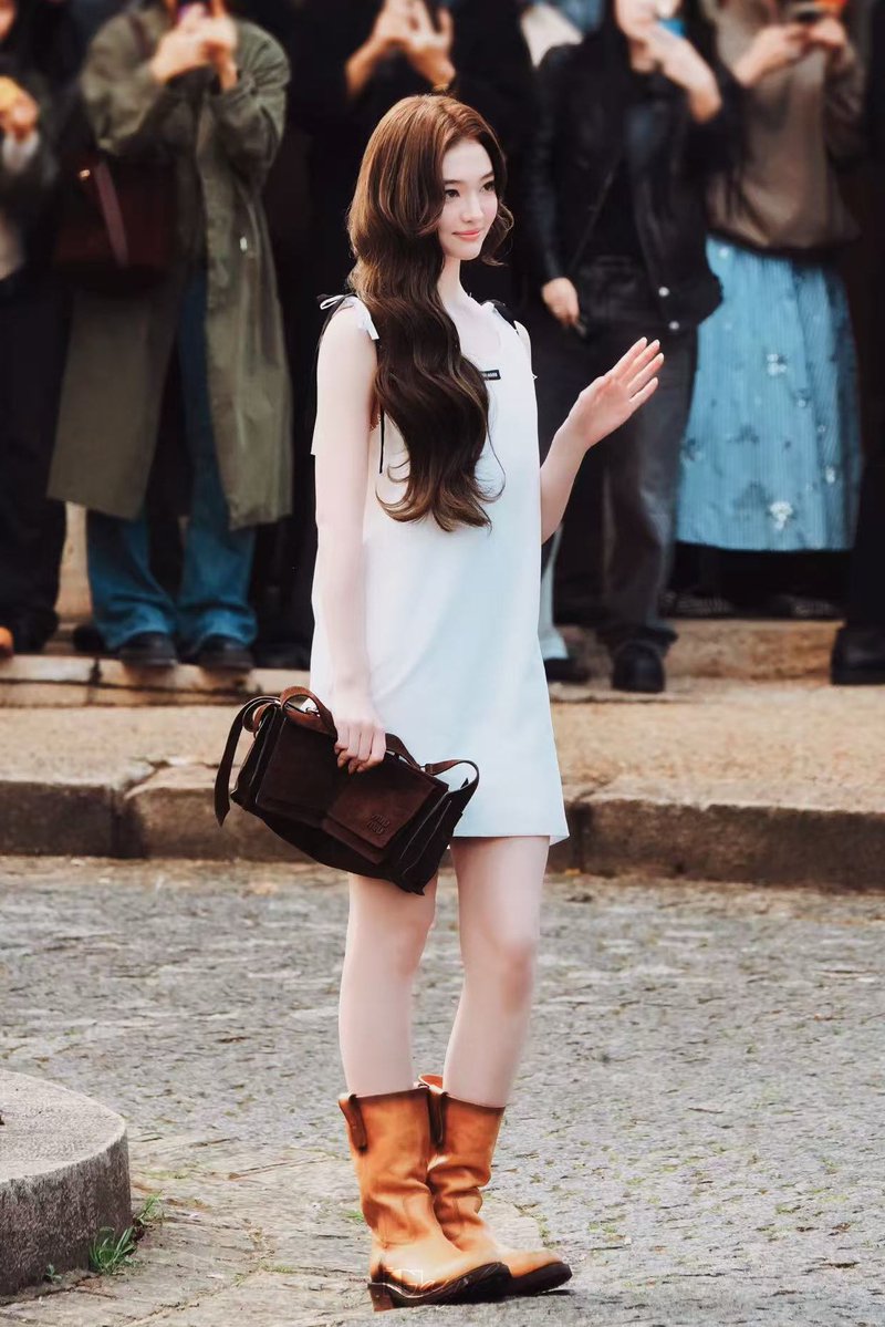 GayiᵏLiii tweet media