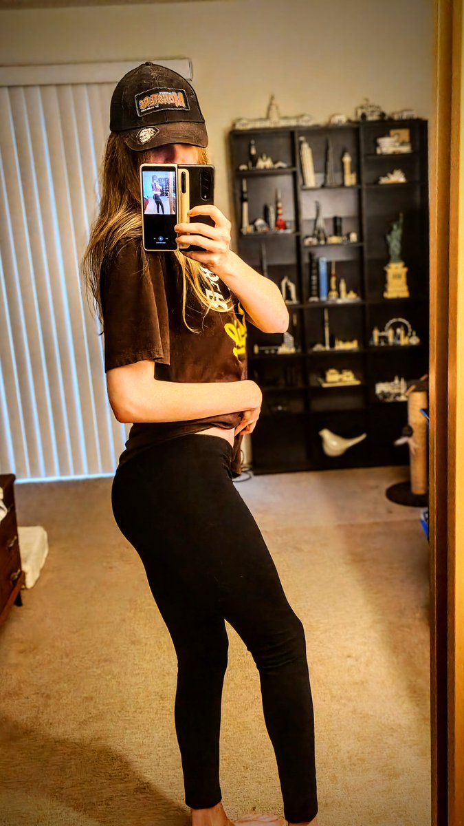 Danika tweet media