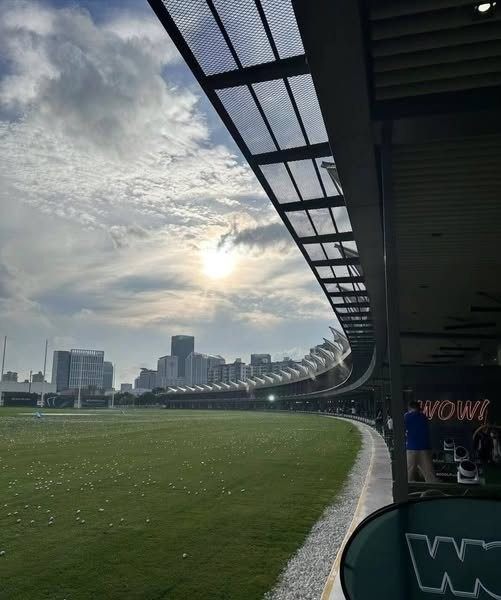 Chloeioemfdt's tweet photo. The practice of golf is also the practice of life 🏌🏻‍♀️⛳ https://t.co/HVcphnYTuM