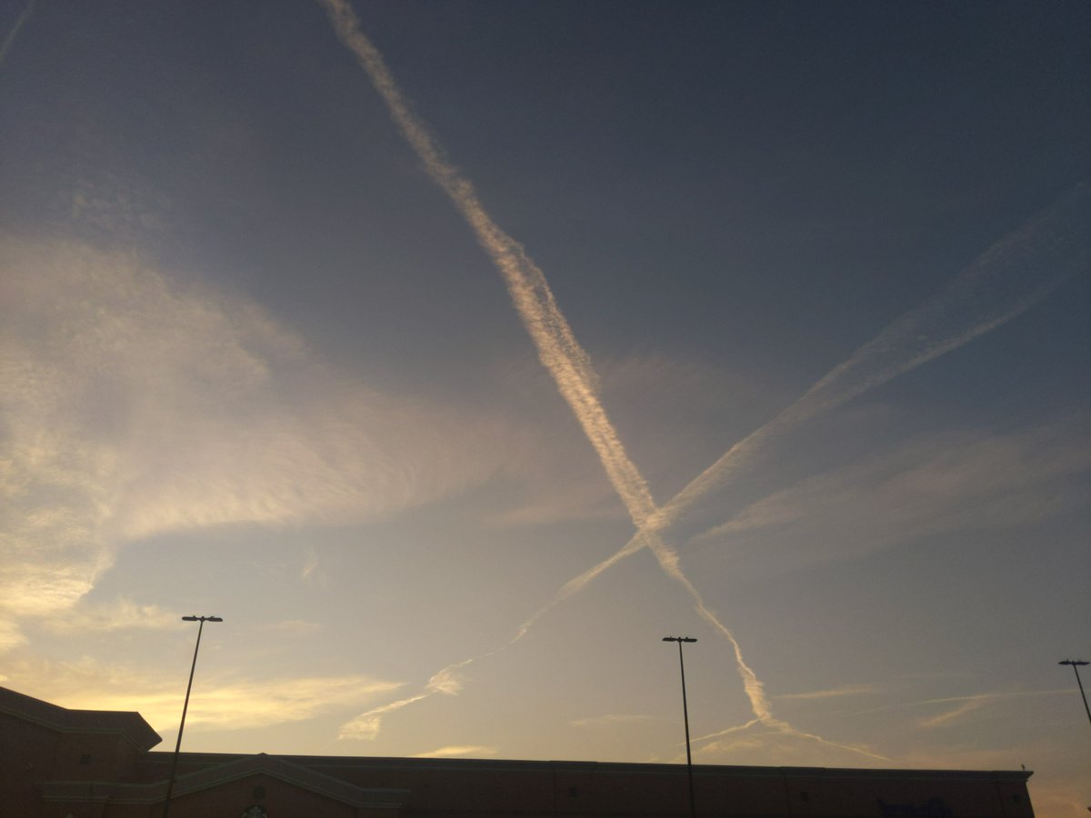 FauxRealLife tweet media