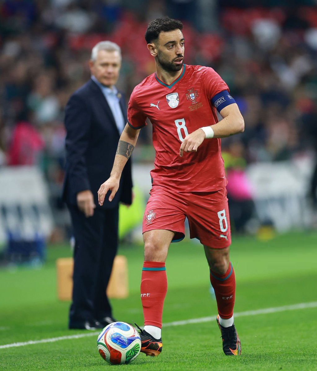 n e e d y tweet media