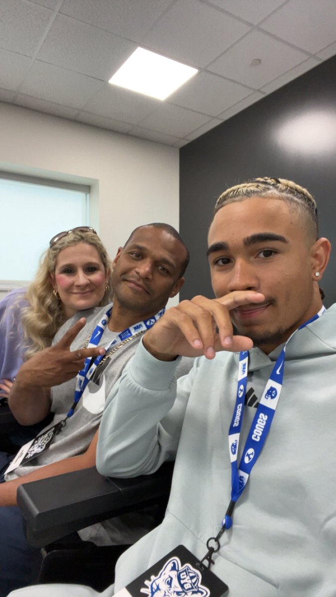 JimmelChampion's tweet photo. Appreciate the whole BYU staff for the love and hospitality, felt like home fr 💙 #AGTG #BYUFootball https://t.co/GOiSl8VRwU