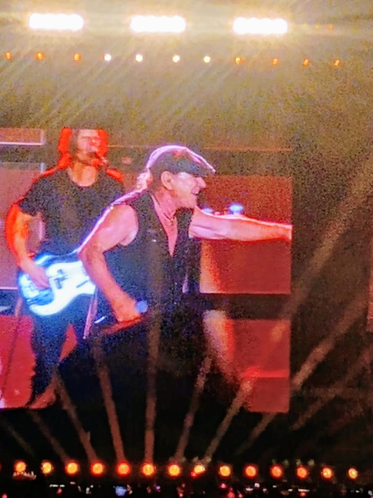 adrilo79's tweet photo. @BrianJohnson You have 78??? Come on!!!! Long live to Rock &amp;Roll!!!!
@acdc https://t.co/yWKf5HzA3C