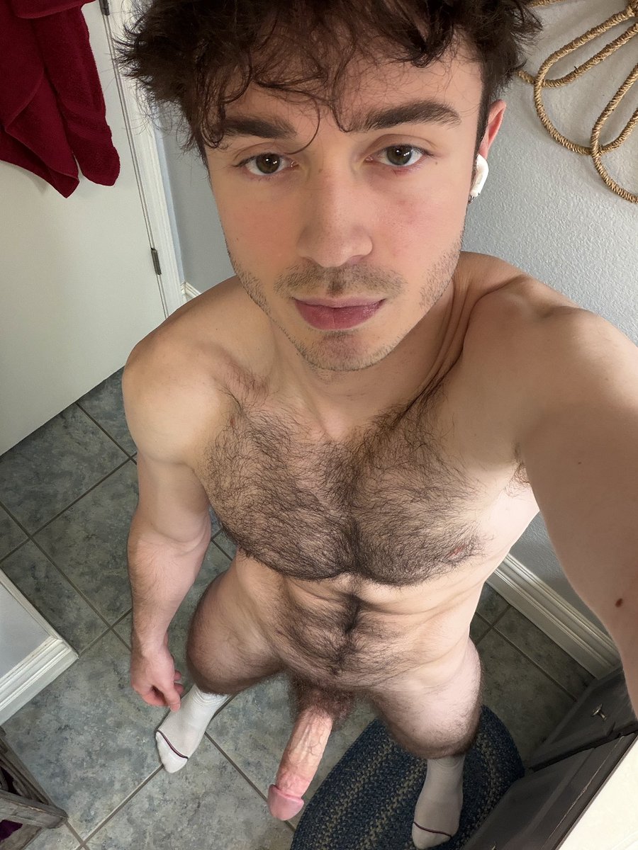 trevor ✰ tweet media