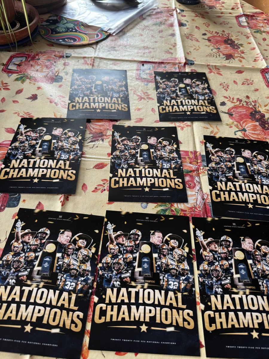 Thank you <a href="/MSUBobcats_FB/">Montana State Football</a>  for all of the amazing letters!!
<a href="/bvigen/">Brent Vigen</a>