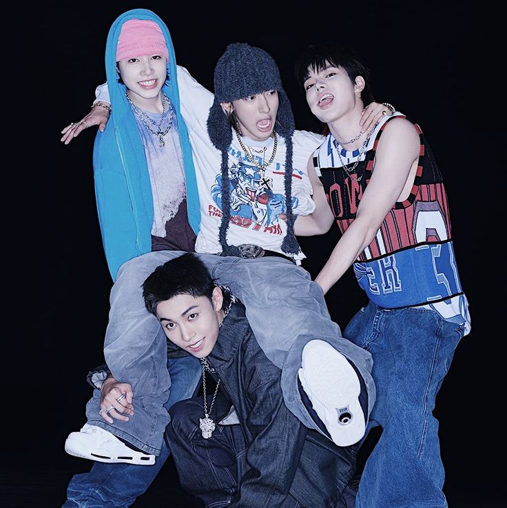 niayaa 🐠 ᶻ 𝗓 𐰁 | doorshot💙 tweet media