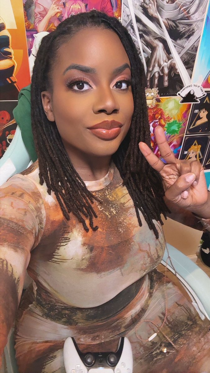 FOXXY🔜MOMOCON tweet media