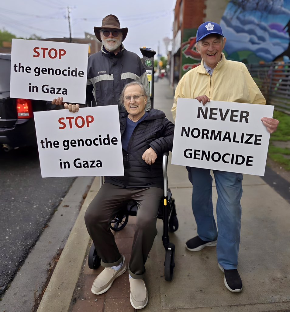 Tony_Tracy's tweet photo. In his final years, Stephen Lewis came to regard Israel as a rogue state, committing genocide and other crimes against humankind, which ought to be opposed by every tool and tactic in Canada's diplomatic arsenal.

He stood adamantly against the genocide in Gaza. 🇵🇸

#StephenLewis https://t.co/o89kMdQet2