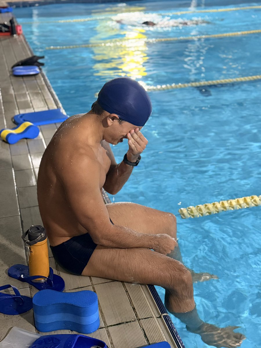 catoplebass's tweet image. De manhã foi pico de energia 🏃🏻
À noite, pico de sofrimento 🏊🏼‍♂️

#running #swimming #speedo
