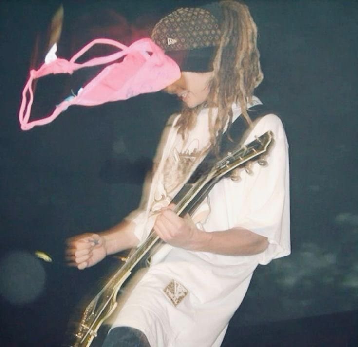 kaulitzarchives's tweet photo. 🤭 https://t.co/P3fmbhguis