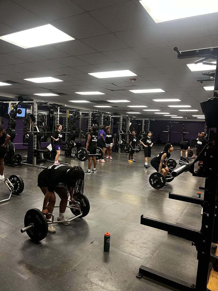 WacoU_GBB's tweet photo. Keep stacking days ladies!
#OWE https://t.co/0dNSfuhwZp