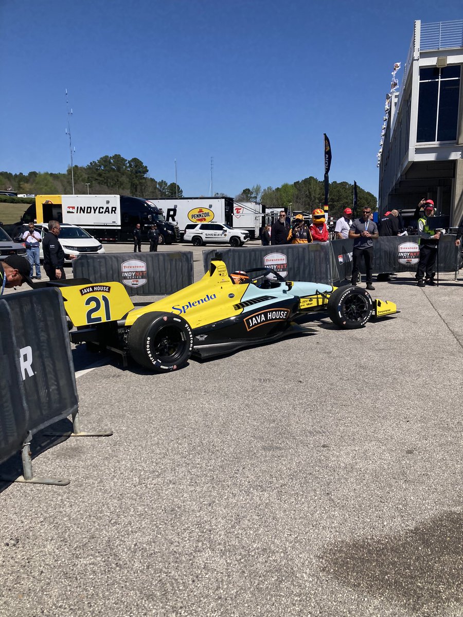 Cal / Rowan tweet media