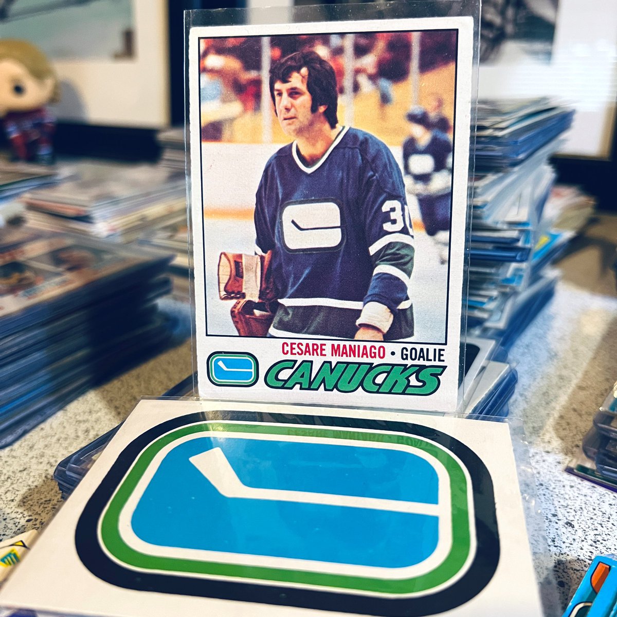 Old Hockey Cards tweet media