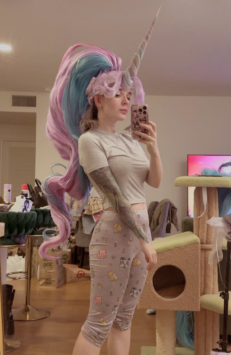 Lil_G Cosplay✨ tweet media