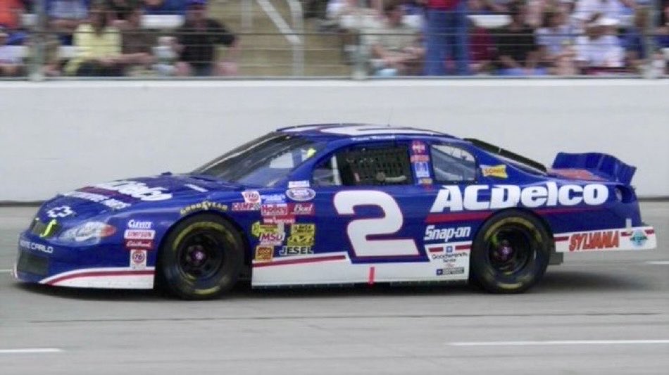 Kevin Harvick won the 2001 Jani-King 300 at Texas 25 years ago today. 🏁 

Harvick won five Busch (<a href="/NASCAROReillyAP/">NASCAR O’Reilly Auto Parts</a>) series races in 2001 and his first Busch series championship.  

#TheCloser 🏁