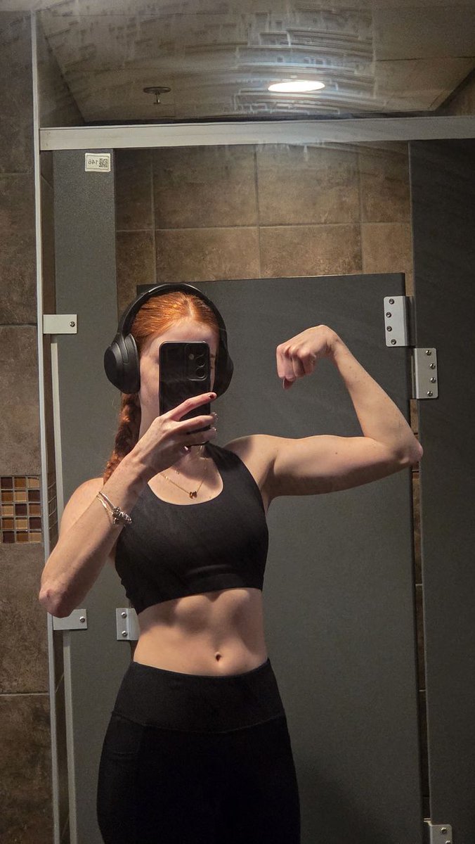 Persefone - Kore tweet media