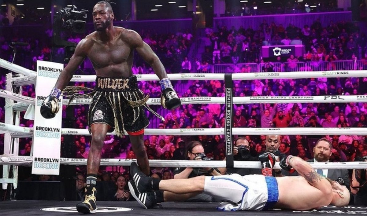 🪇💂🏽‍♀️ tweet media