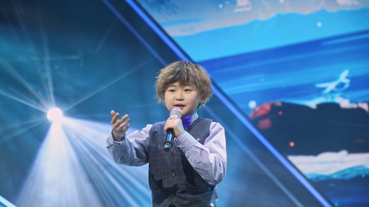 walkzer0's tweet photo. 【お知らせ】
この度、日本テレビ『歌唱王 』で優勝に輝いた11歳の演歌歌手、西山琳久(にしやま りく)が本日付けで所属いたしました。

あどけない表情からは想像もつかない圧倒的な歌唱力。
日本中を震撼させたあの歌声と共に、新たなステージへ進む彼を、皆様と一緒に盛り上げていければ幸いです！ https://t.co/sUaF01oMiM