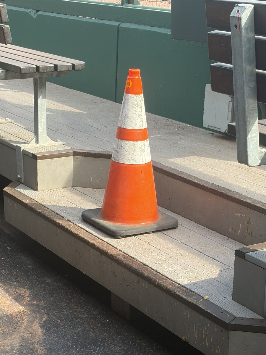 Hannah Mears tweet media